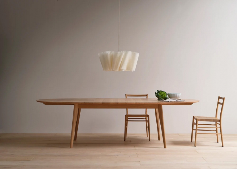 Harper dining table extending