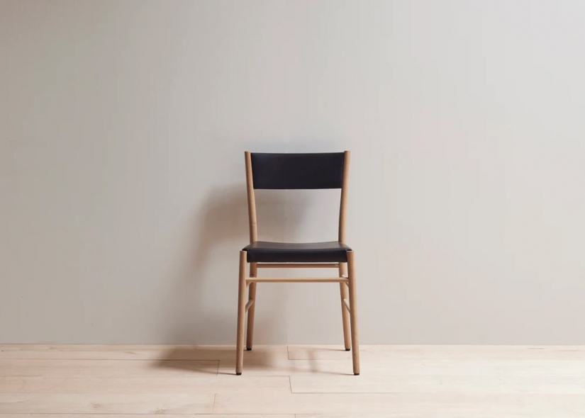 Avery dining chair upholstered