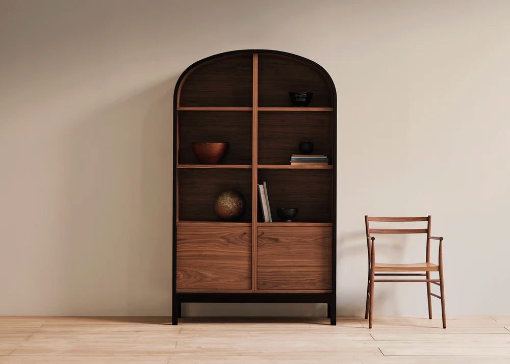 Emil dresser