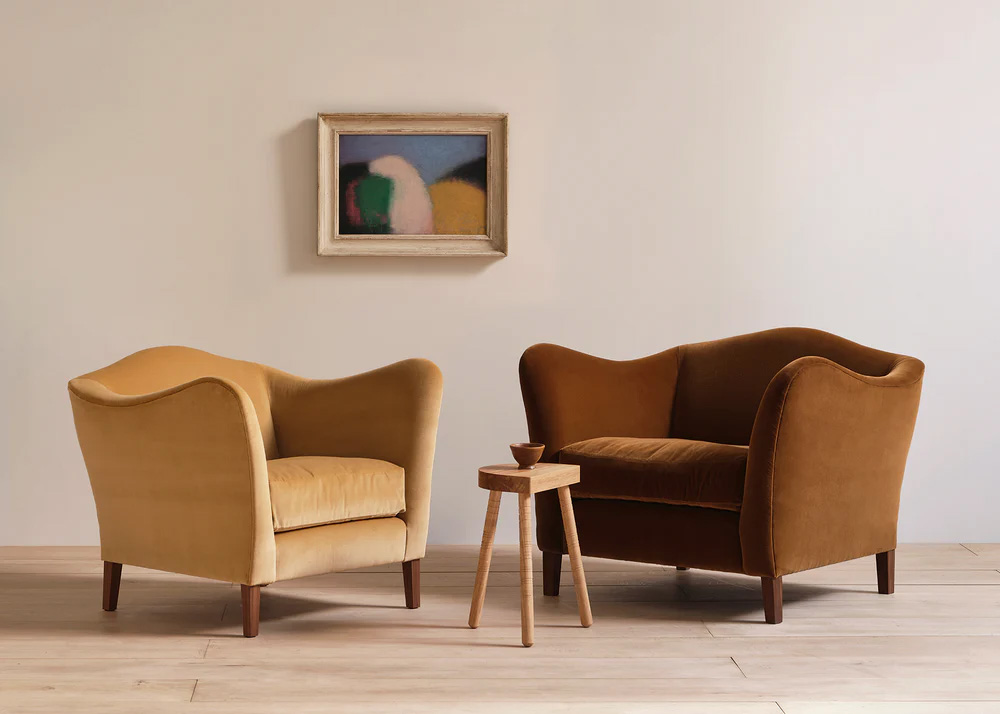 Moreau armchair
