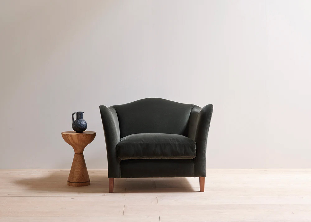 Moreau armchair