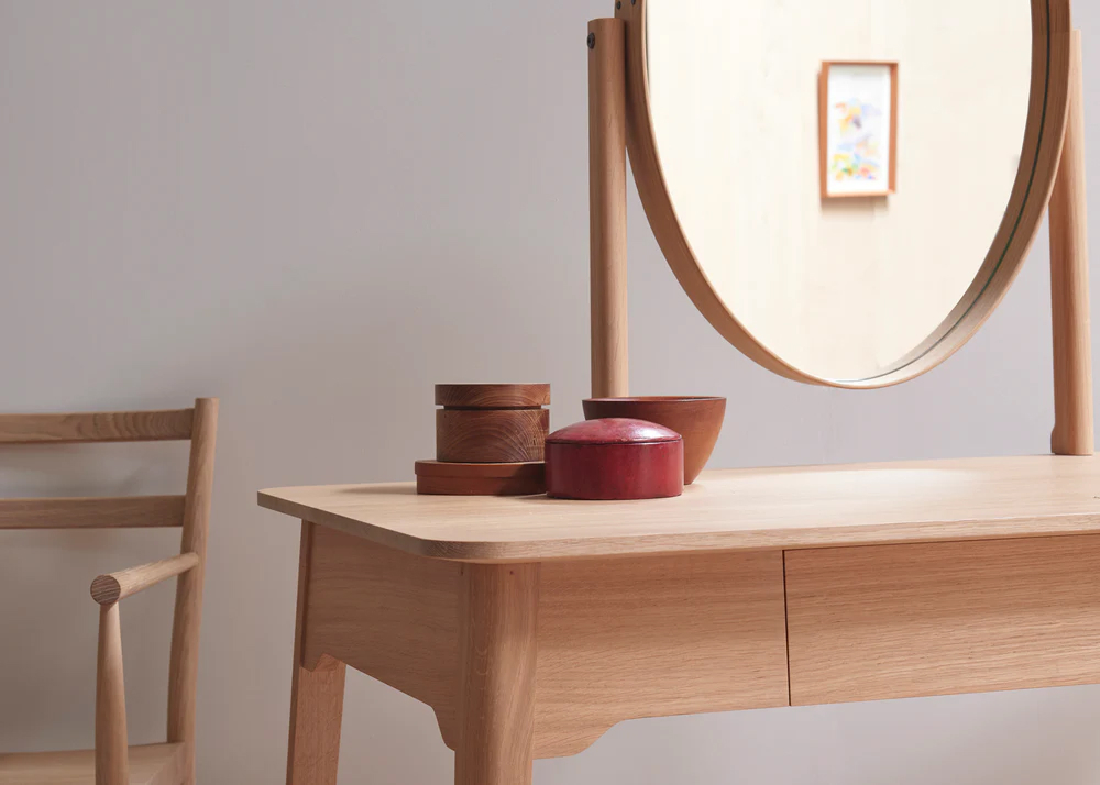 Lana dressing table II