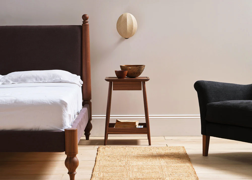 Harlosh bedside table
