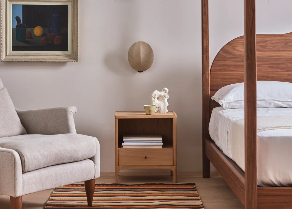 Joyce bedside table