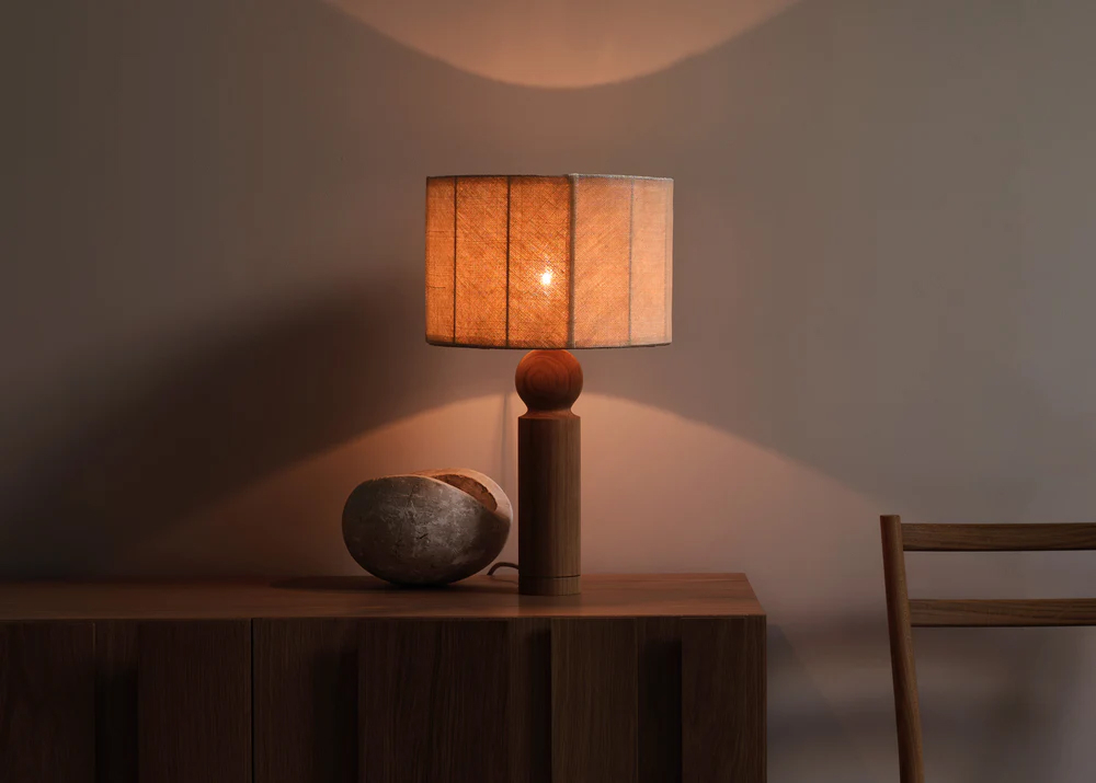 Ewer table light