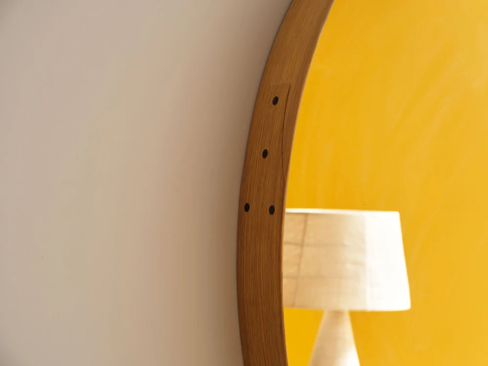Iona medium mirror